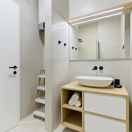 Апартаменты Mare Sano Plaza 2 *