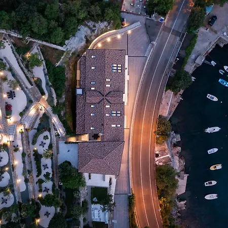 Апартаменты Mare Sano Plaza 2
